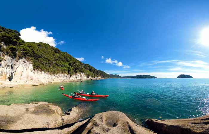Kayaking in the Abel Tasman