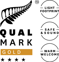 Qualmark 4-Star Gold Sustainable Tourism Business Award Logo